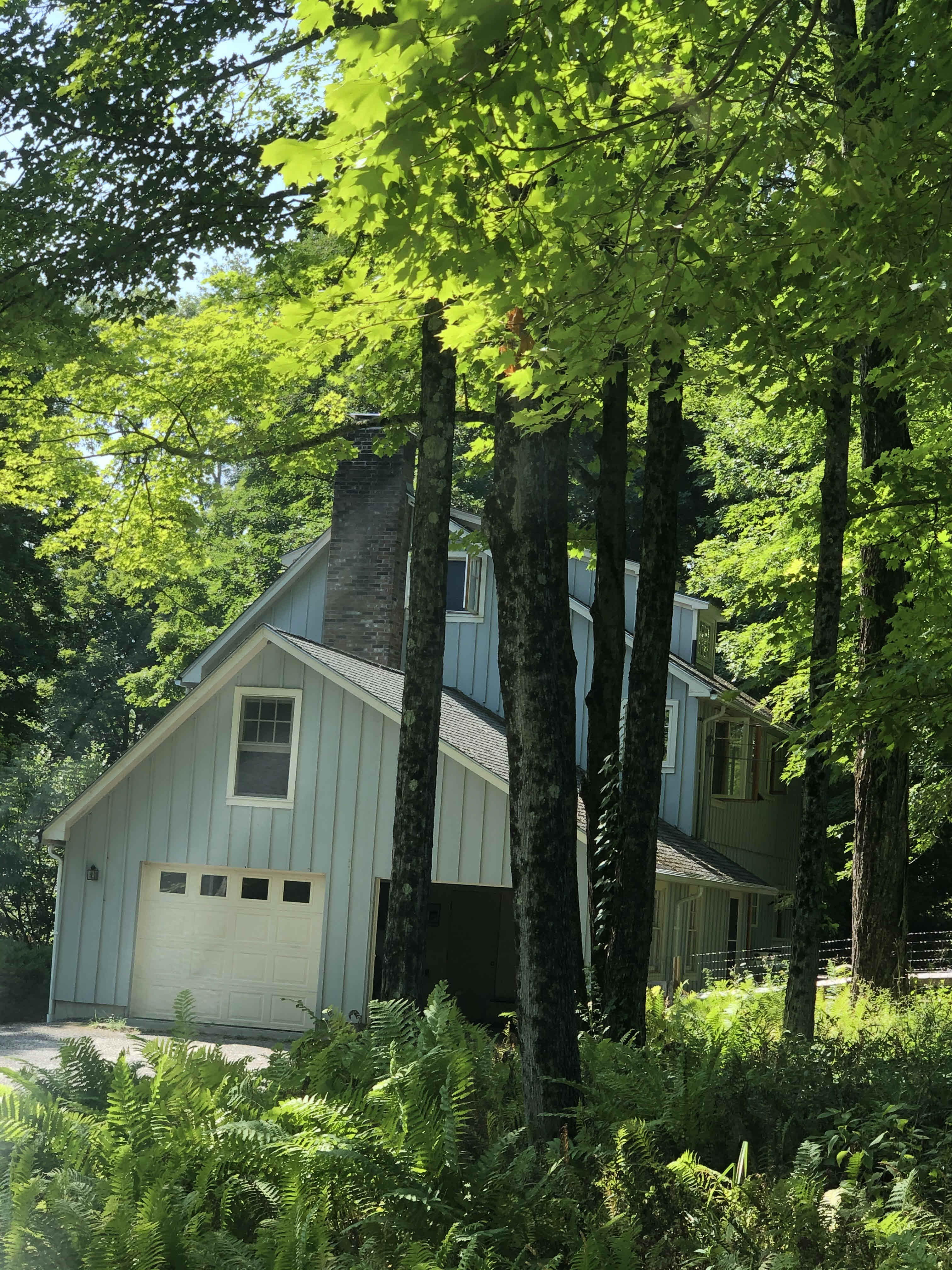 Building photograph for 173 TACONIC ROAD